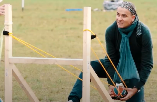 Catapulte géante
